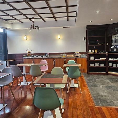 Duque De Wellington Hotel Vitoria-Gasteiz Bagian luar foto