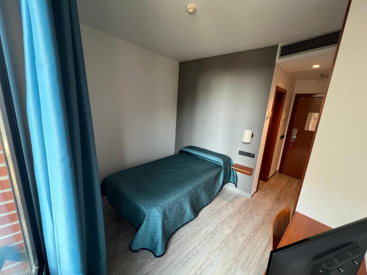Duque De Wellington Hotel Vitoria-Gasteiz Bagian luar foto