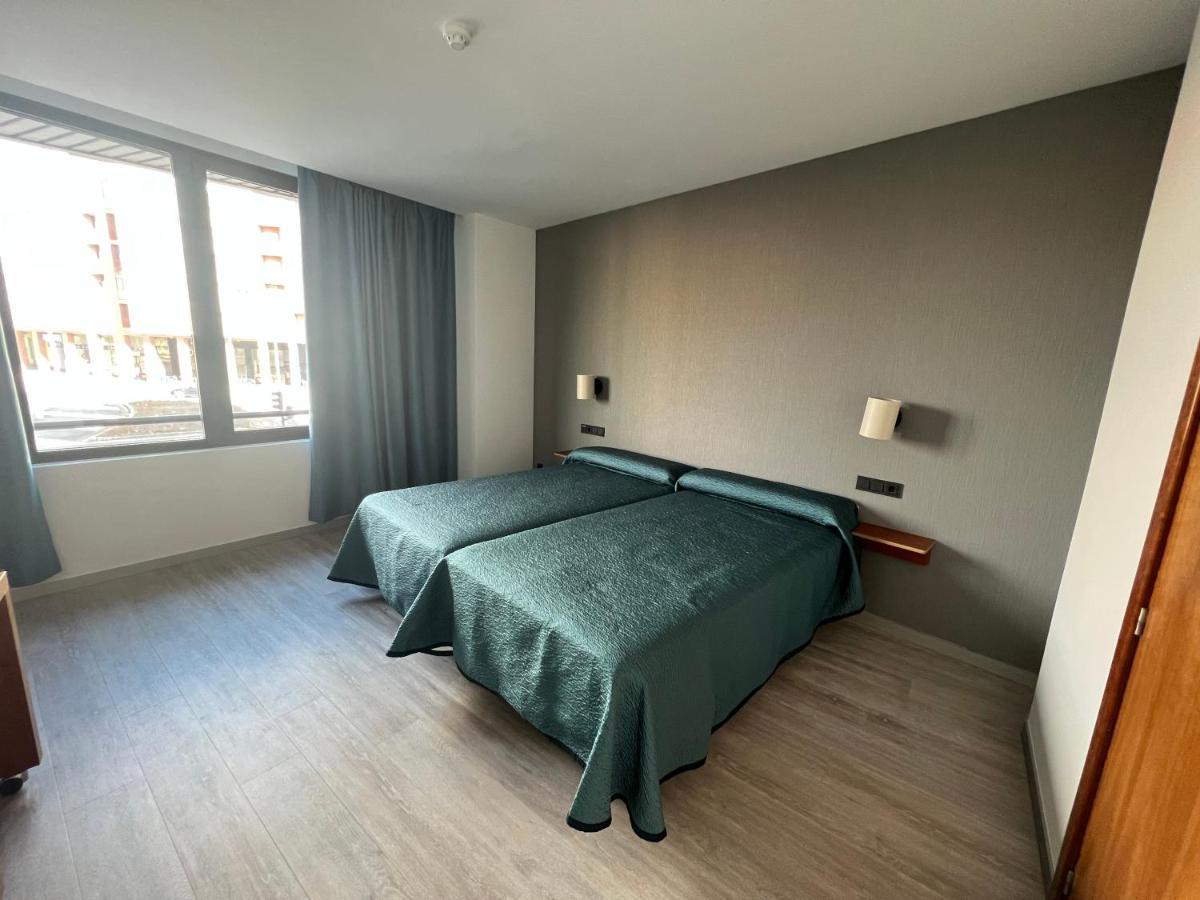 Duque De Wellington Hotel Vitoria-Gasteiz Bagian luar foto