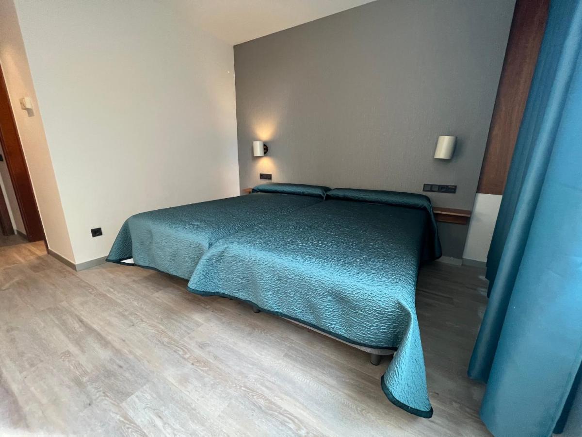 Duque De Wellington Hotel Vitoria-Gasteiz Bagian luar foto