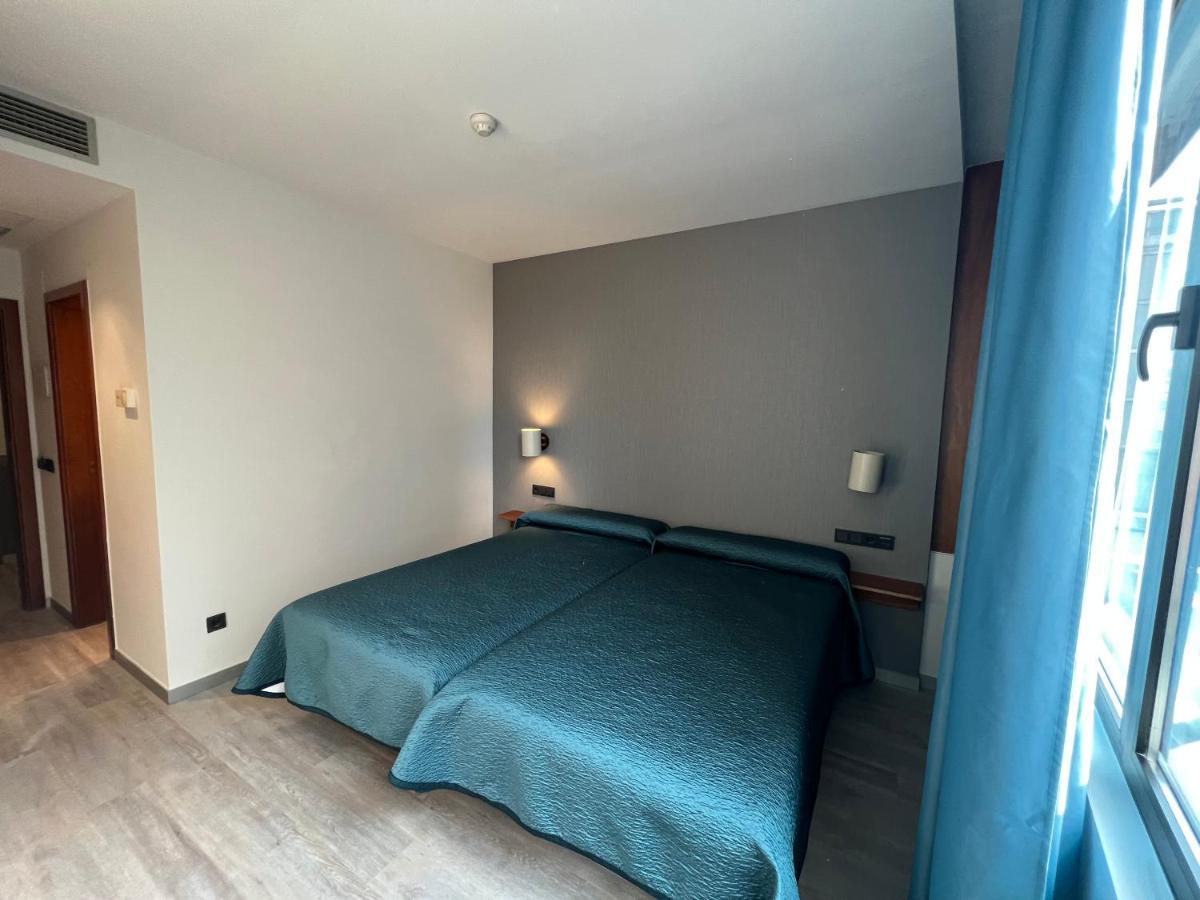 Duque De Wellington Hotel Vitoria-Gasteiz Bagian luar foto