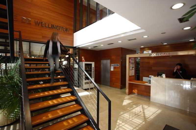 Duque De Wellington Hotel Vitoria-Gasteiz Bagian luar foto